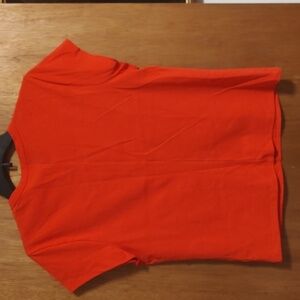 Vibrant Red/Oranges Cap Sleeve Tee Size Large 12-14